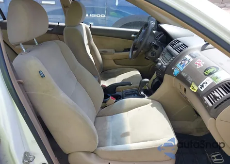 2007 Honda Accord 2.4 Lx из США, поврежденный, VIN 1HGCM56447A149008